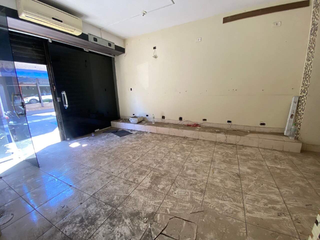 Prédio comercial para aluguel no Centro: 