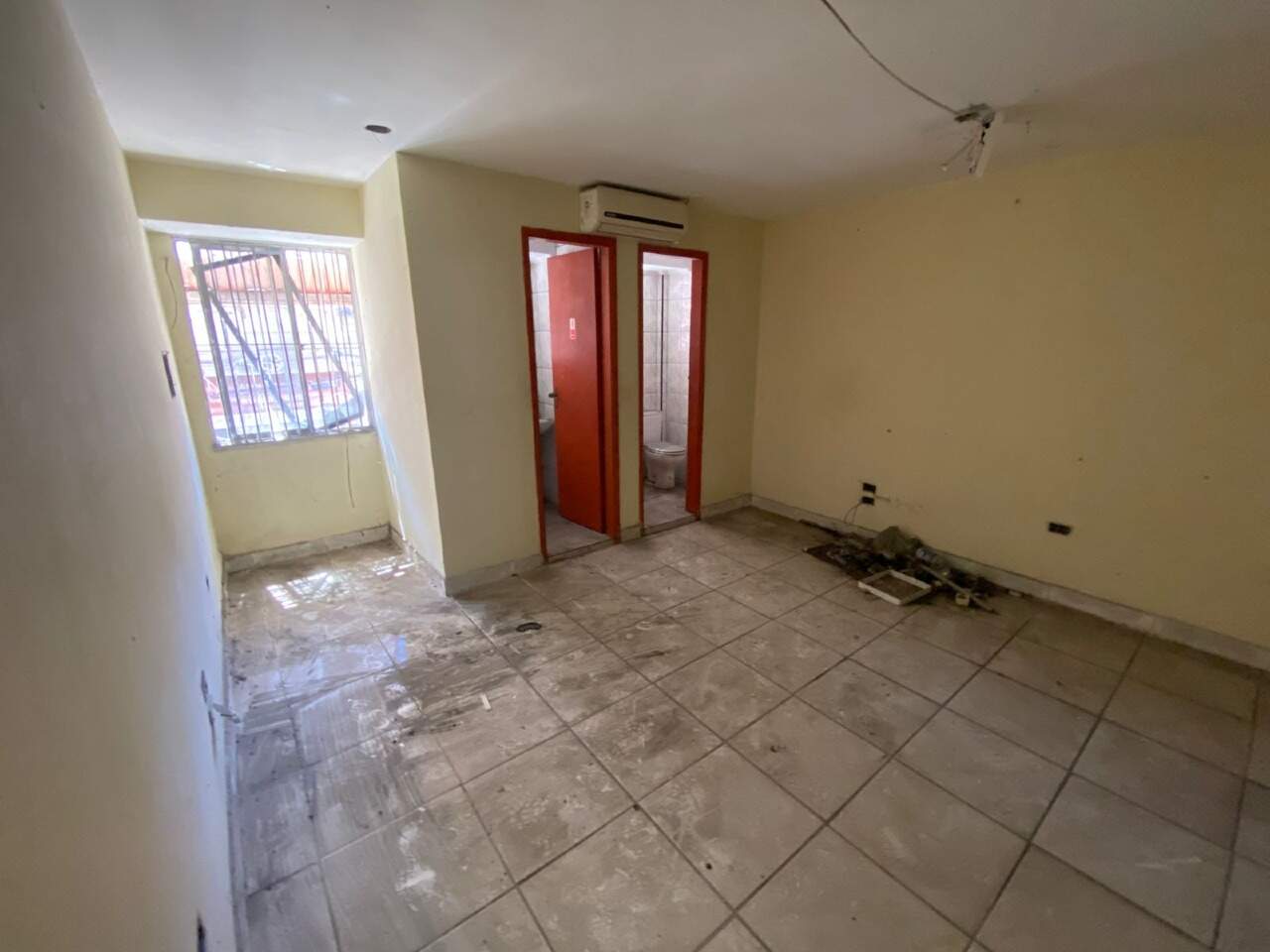 Prédio comercial para aluguel no Centro: 