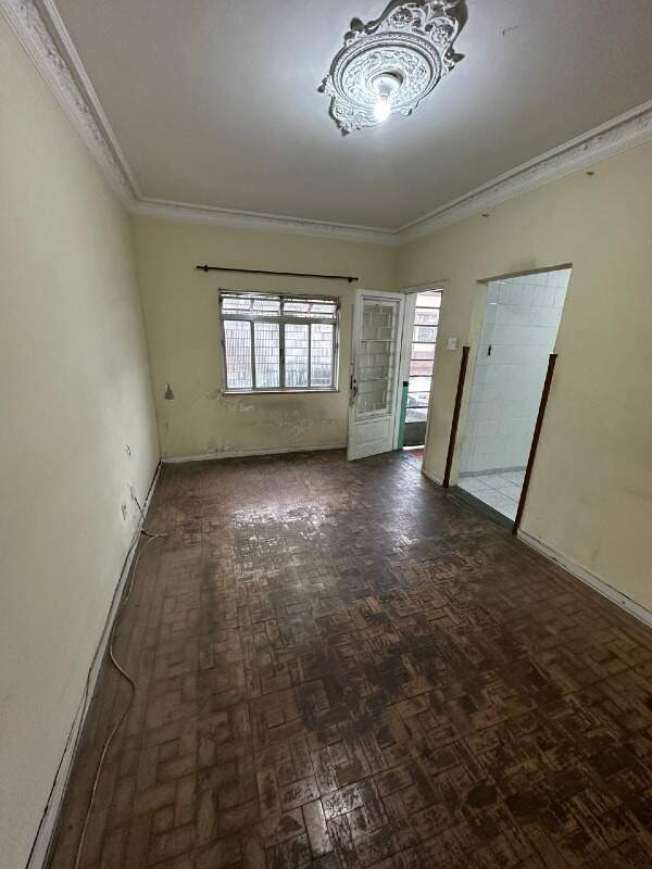 Casa à venda no Macuco: 
