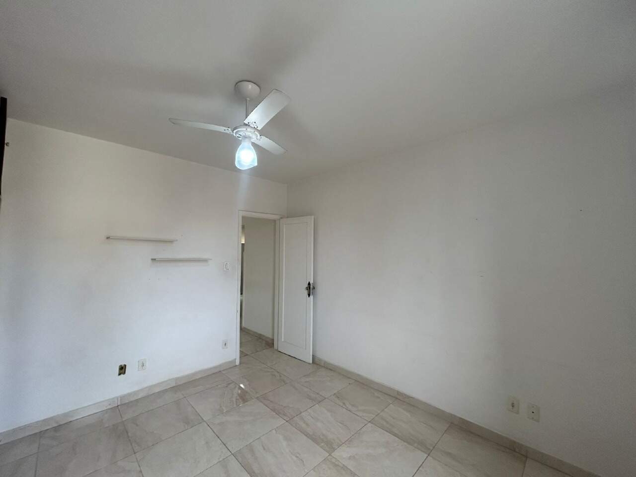 Apartamento à venda no Marapé: 