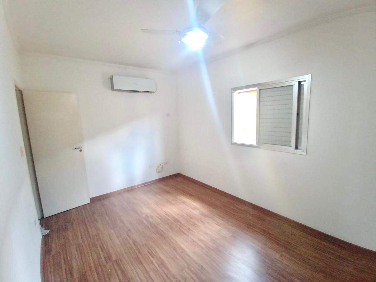 Casa à venda no Parque São Vicente: 