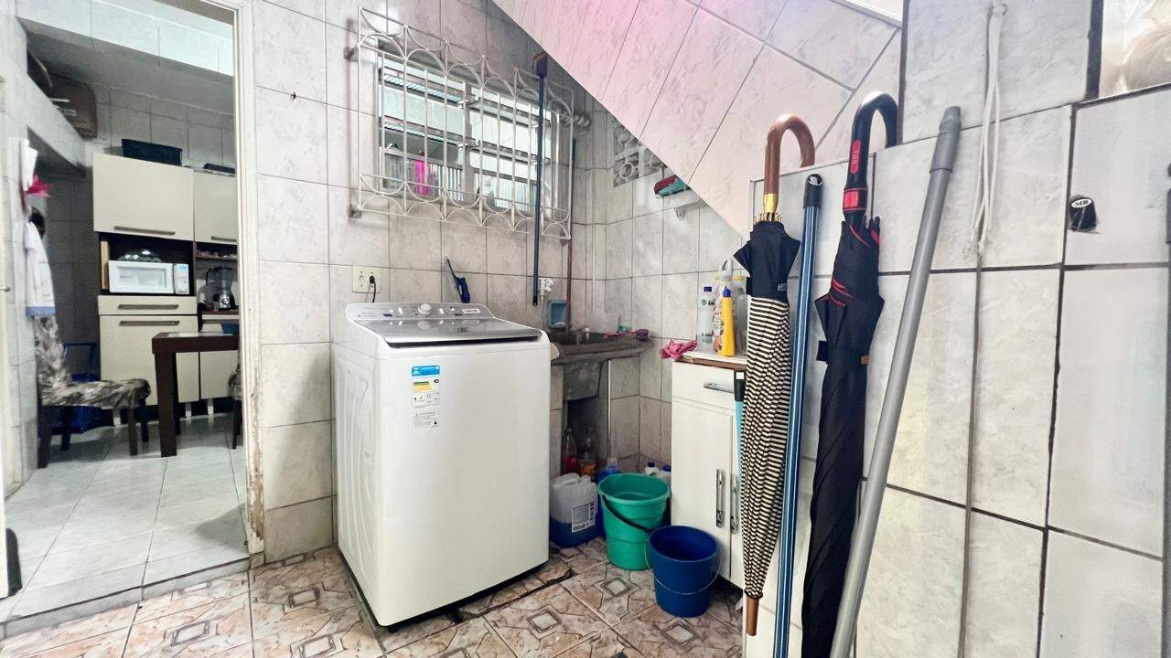 Casa à venda no Catiapoa: 