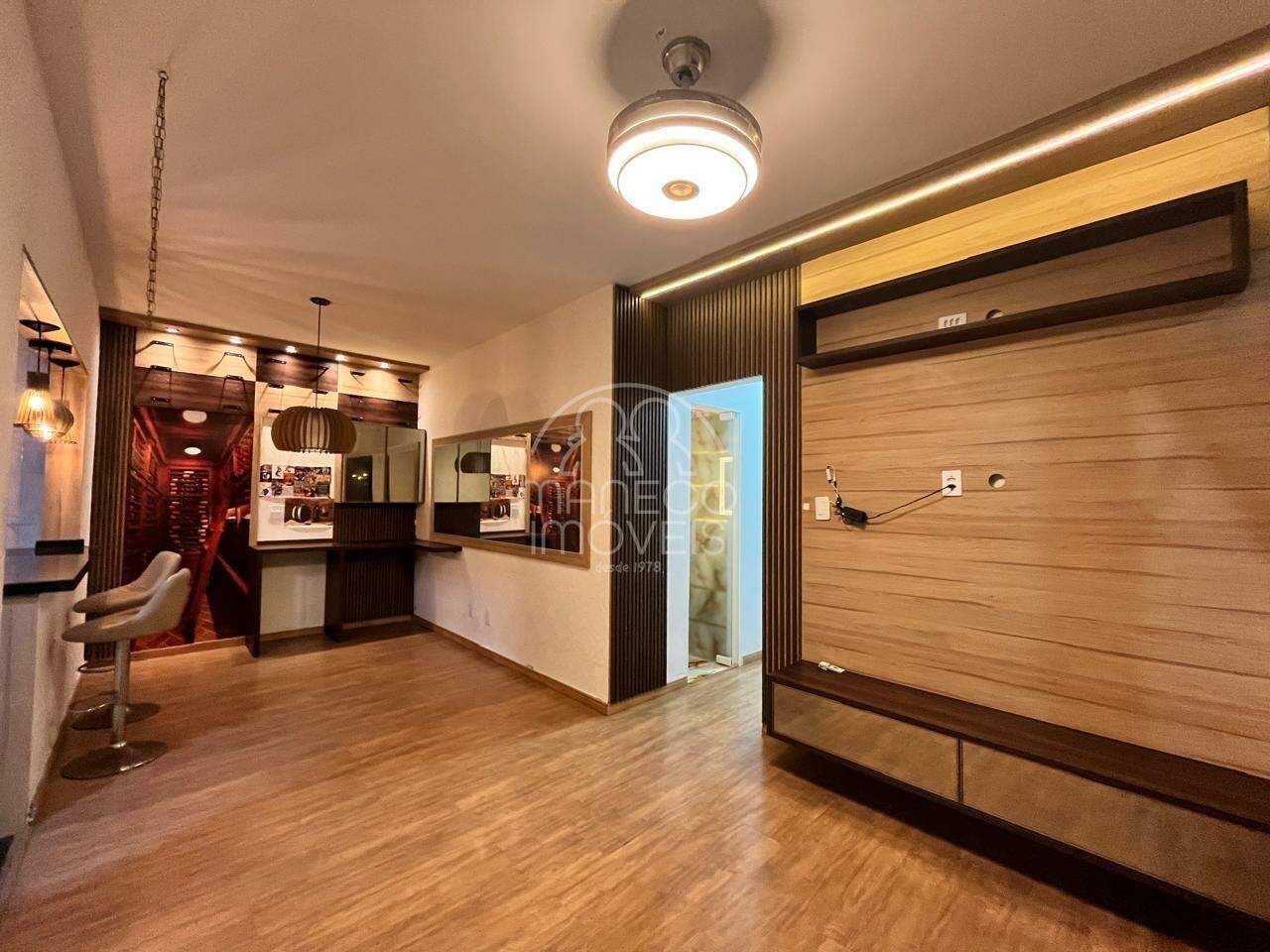 Apartamento para aluguel no Centro: 
