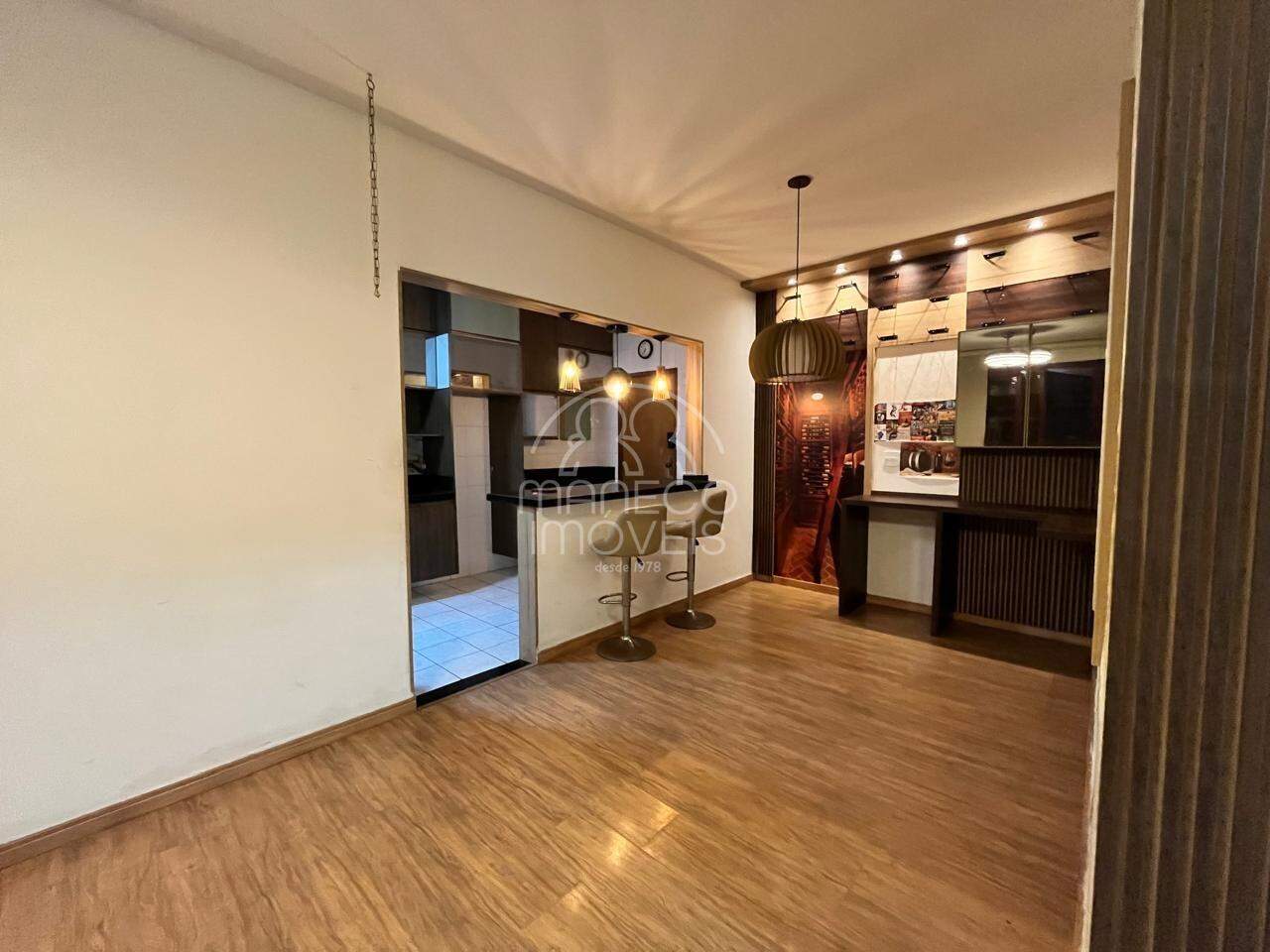 Apartamento para aluguel no Centro: 
