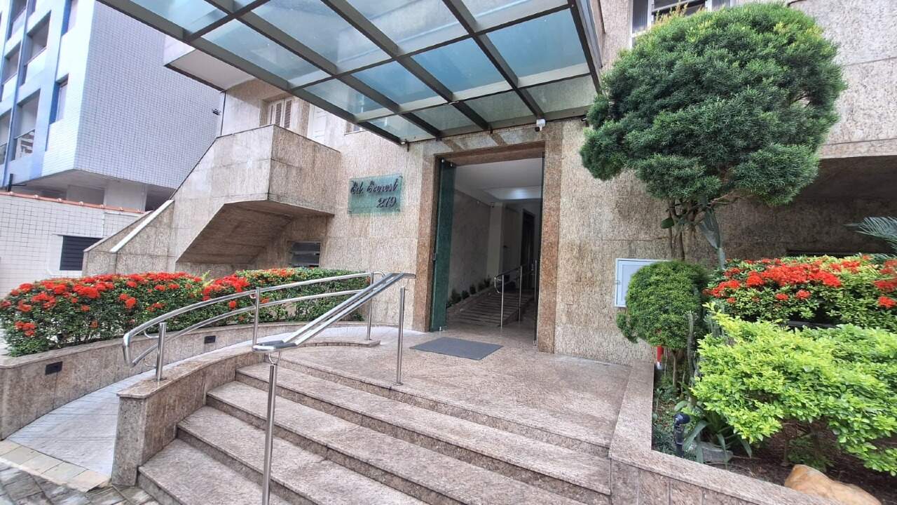 Apartamento para aluguel no Centro: 