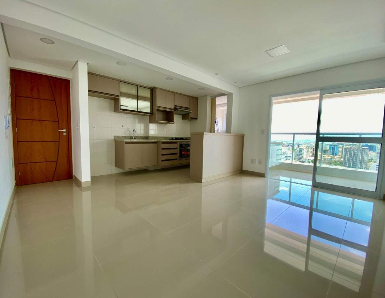 Apartamento para aluguel no Embaré: 