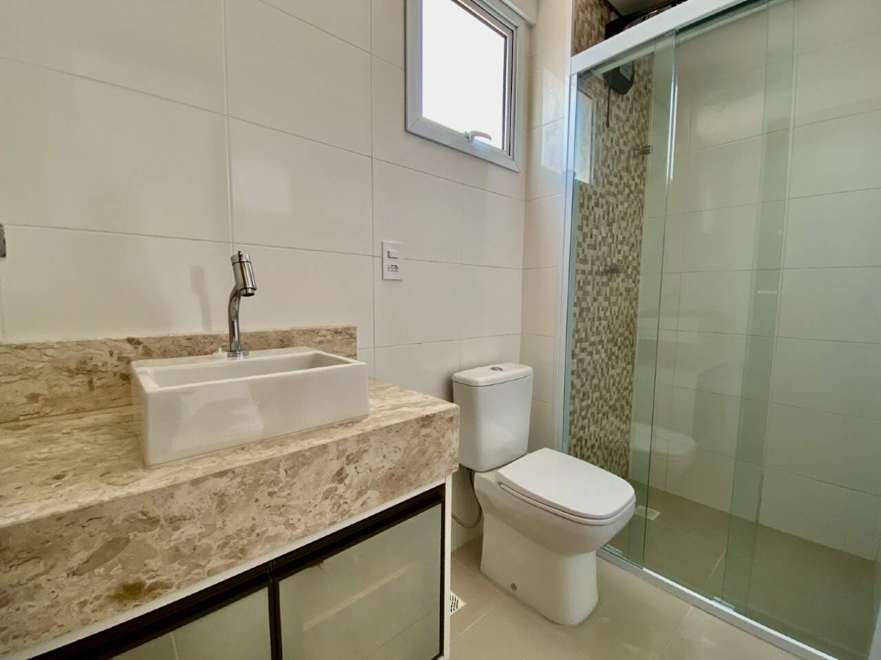 Apartamento para aluguel no Embaré: 