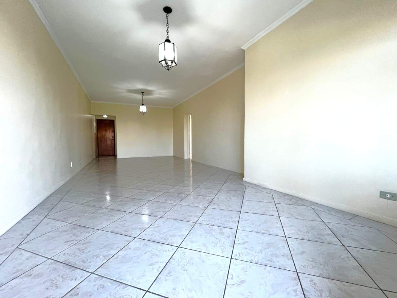 Apartamento para aluguel no Ponta da Praia: 
