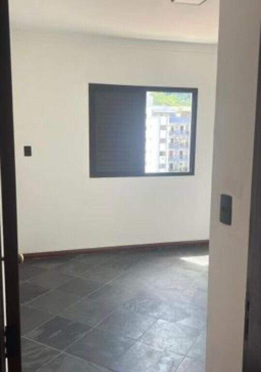 Apartamento para aluguel no Marapé: 