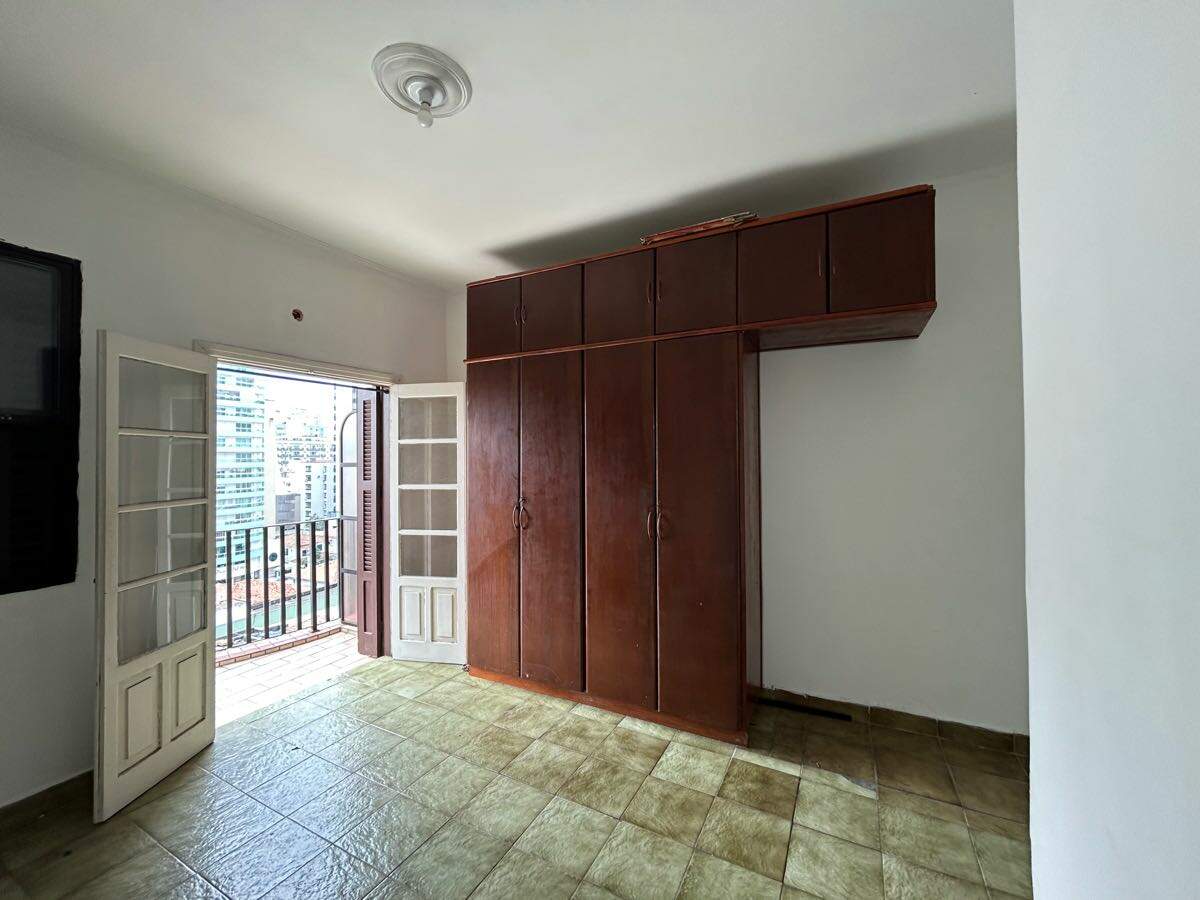 Apartamento à venda no Ponta da Praia: 