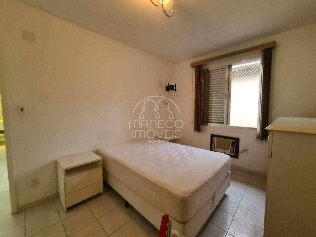Apartamento para aluguel no Embaré: 