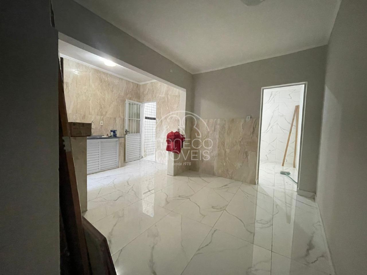 Casa à venda no Areia Branca: 