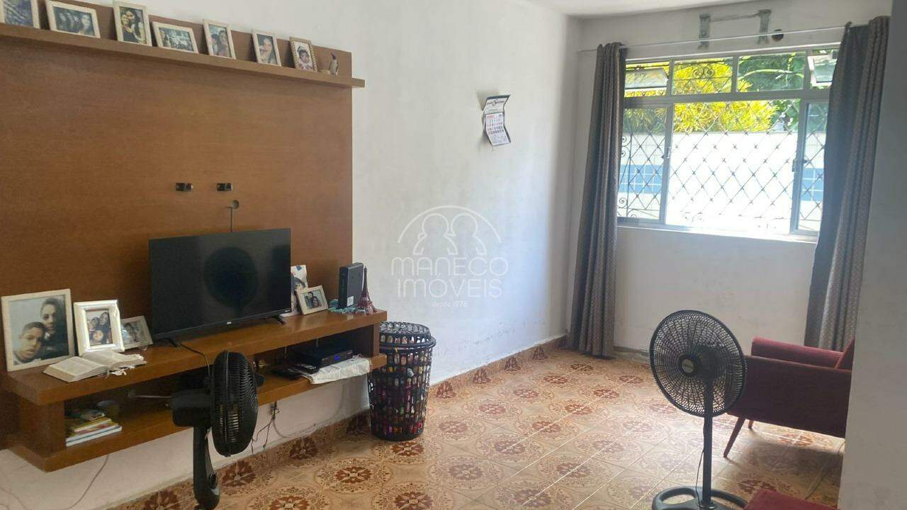 Apartamento à venda no Encruzilhada: 