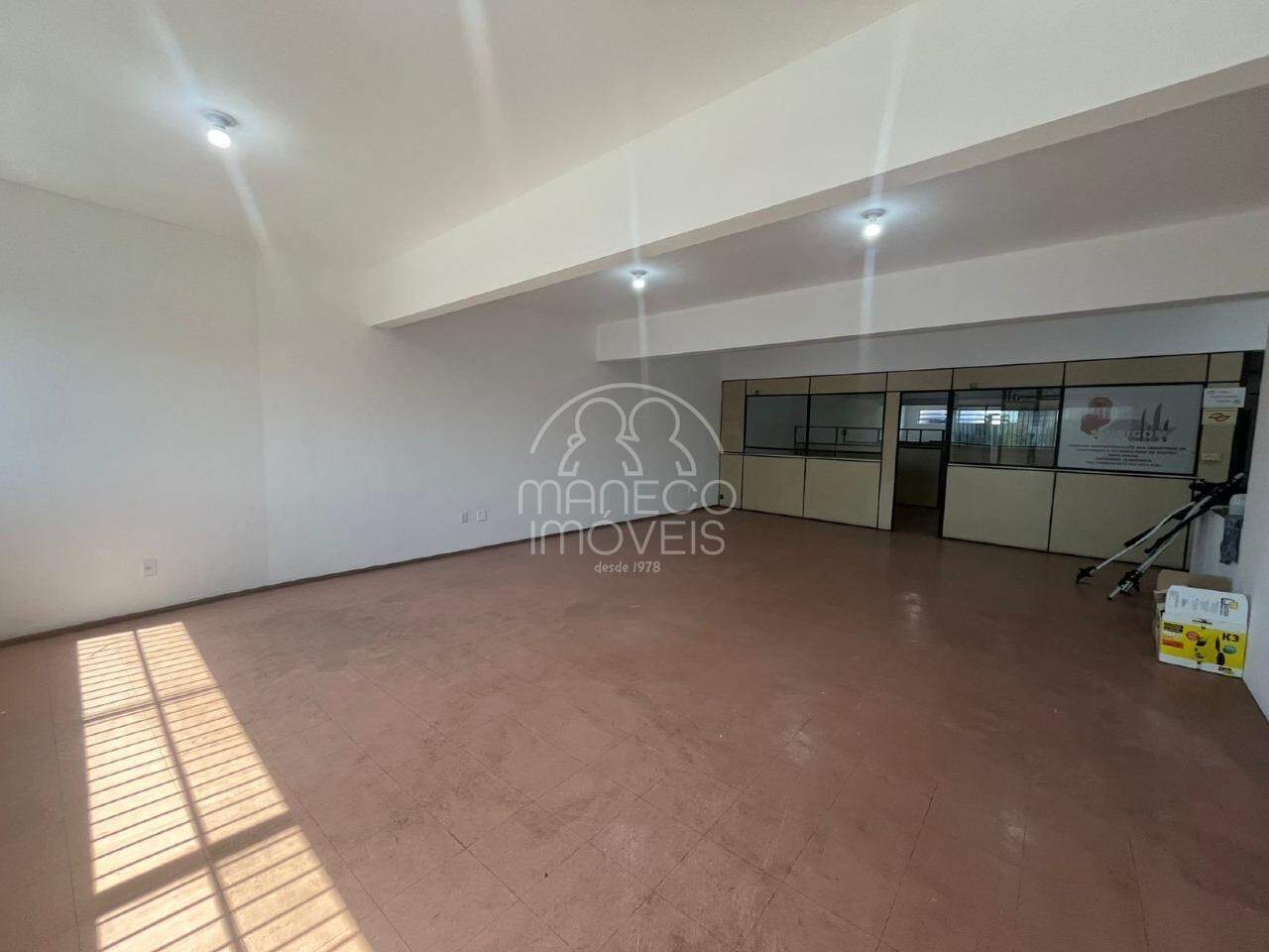 Prédio comercial para aluguel no Vila Mathias: 