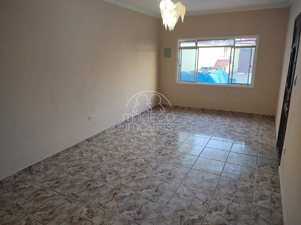 Casa à venda no Jardim Paraíso: 