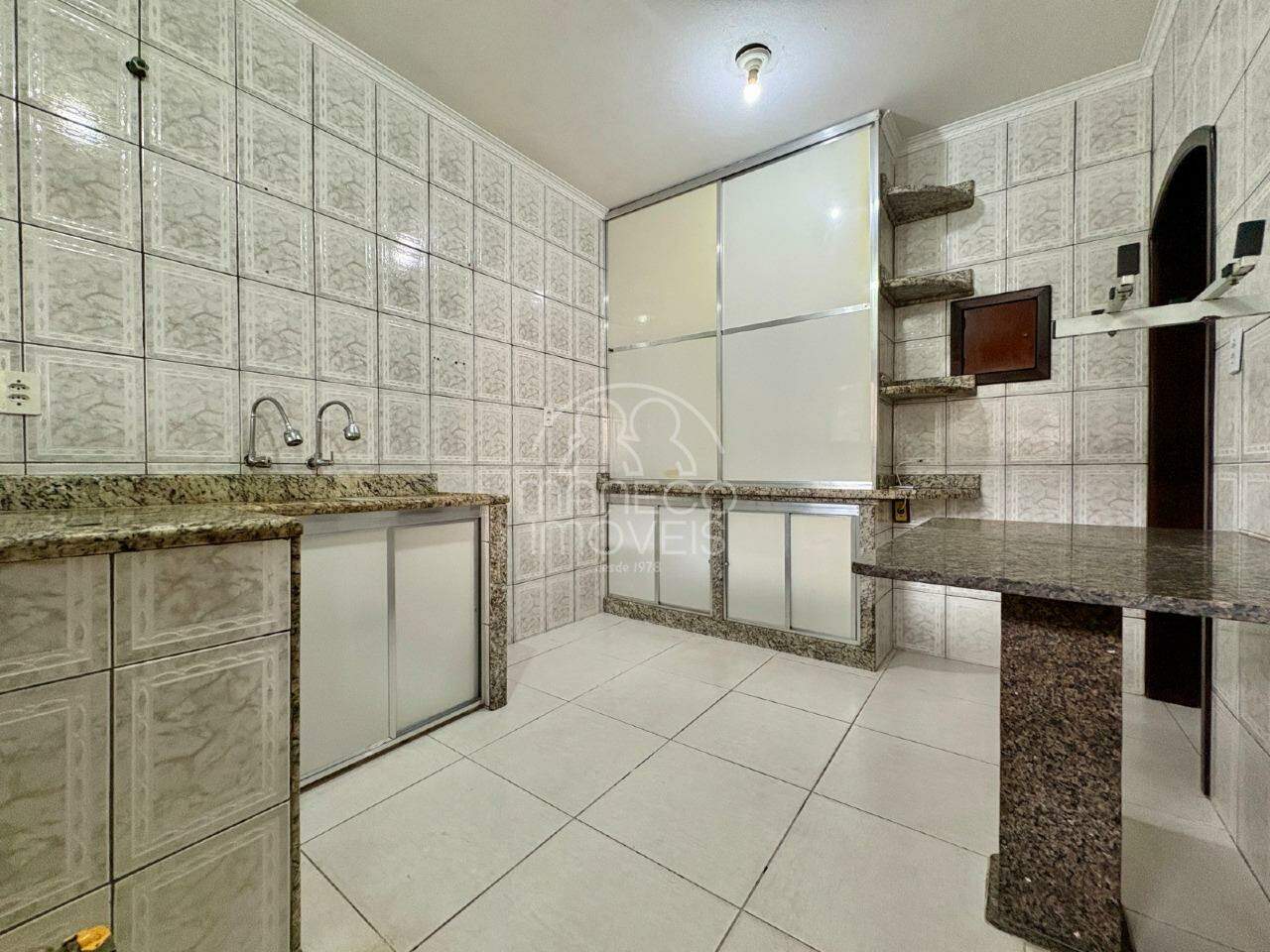 Casa à venda no Jardim Paraíso: 
