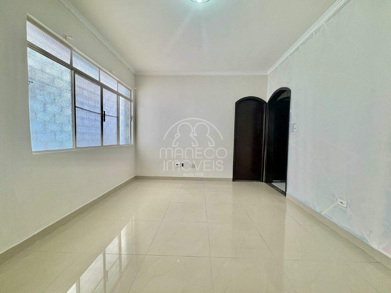 Casa à venda no Jardim Paraíso: 