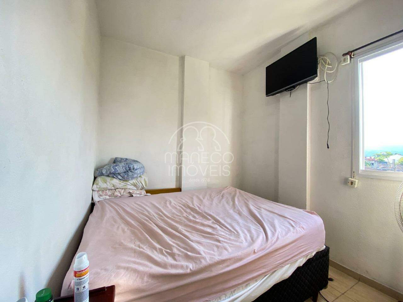 Apartamento à venda no Esplanada dos Barreiros: 
