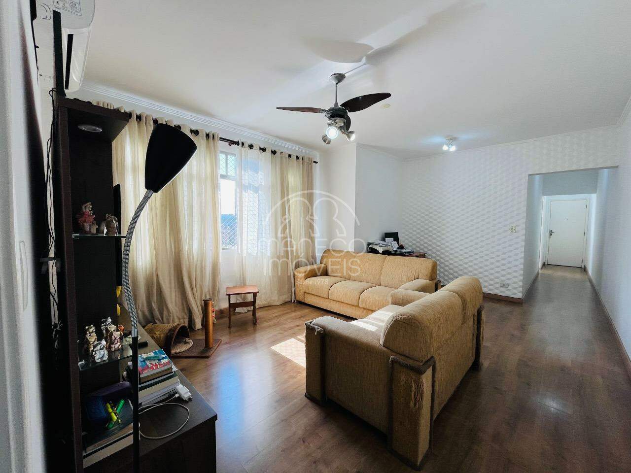 Apartamento à venda no Embaré: 