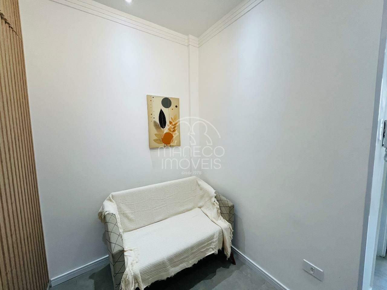 Apartamento à venda no Ponta da Praia: 