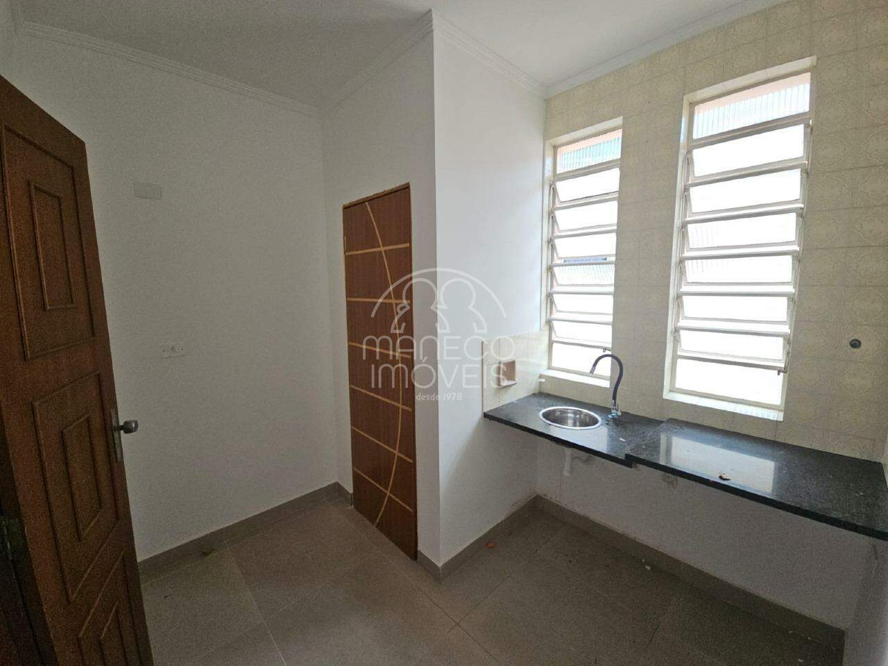 Sala para aluguel no Marapé: 