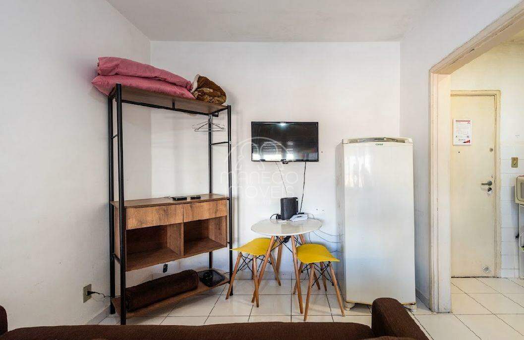 Kitnet para aluguel no Boqueirão: 