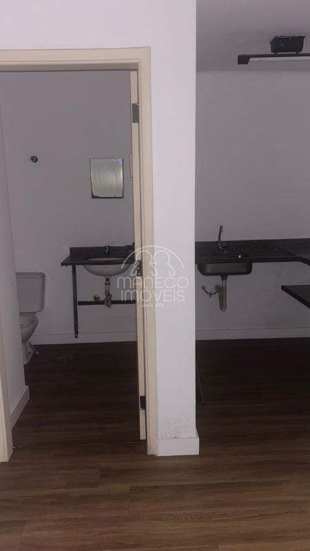 Prédio comercial para aluguel no Centro: 