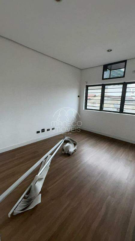 Sala para aluguel no Centro: 