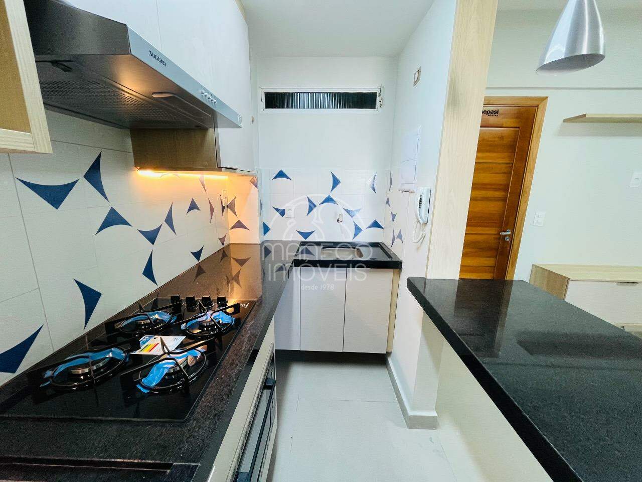 Apartamento à venda no Ponta da Praia: 