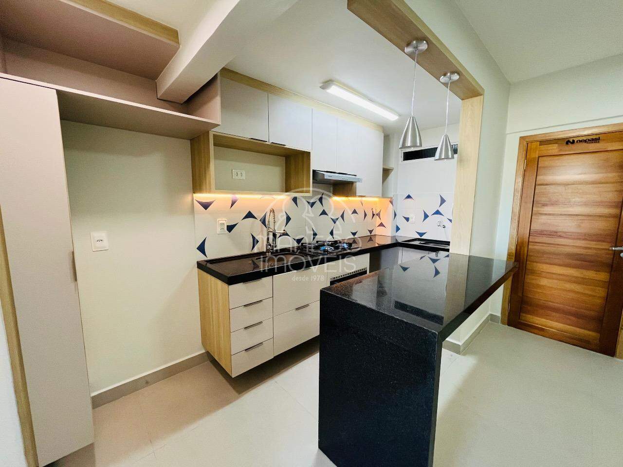 Apartamento à venda no Ponta da Praia: 
