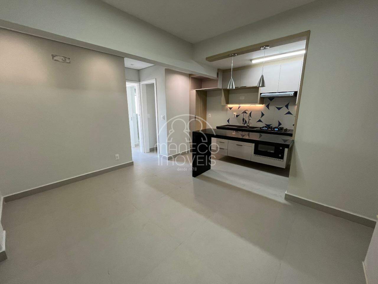 Apartamento à venda no Ponta da Praia: 