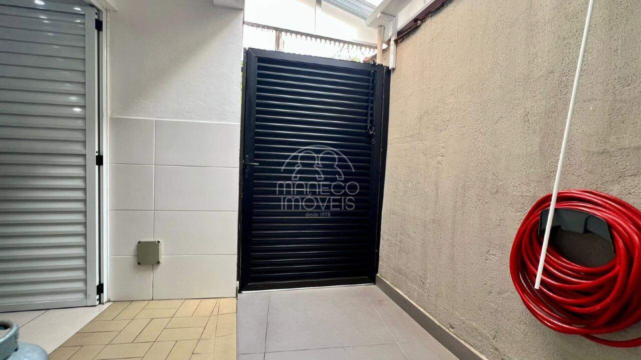Casa à venda no Centro: 