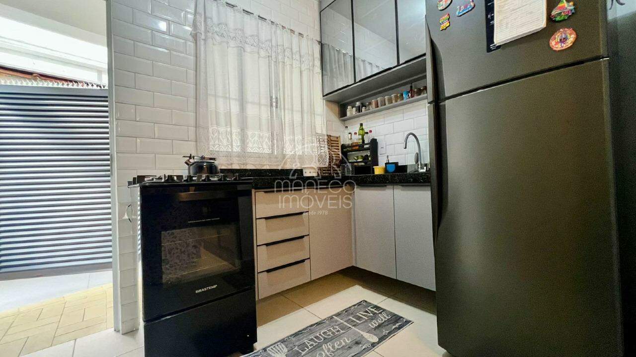 Casa à venda no Centro: 