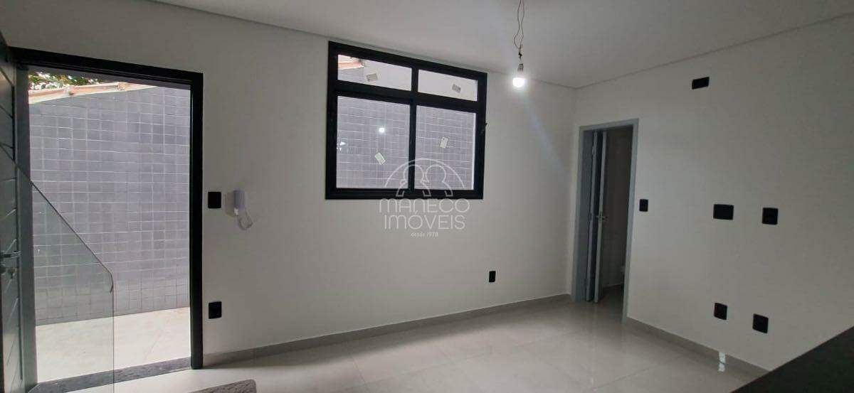 Casa à venda no Macuco: 