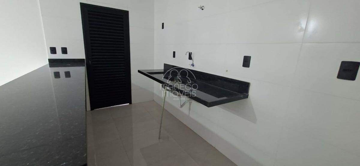 Casa à venda no Macuco: 