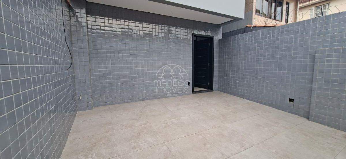 Casa à venda no Macuco: 