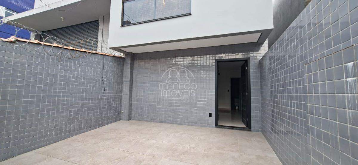 Casa à venda no Macuco: 