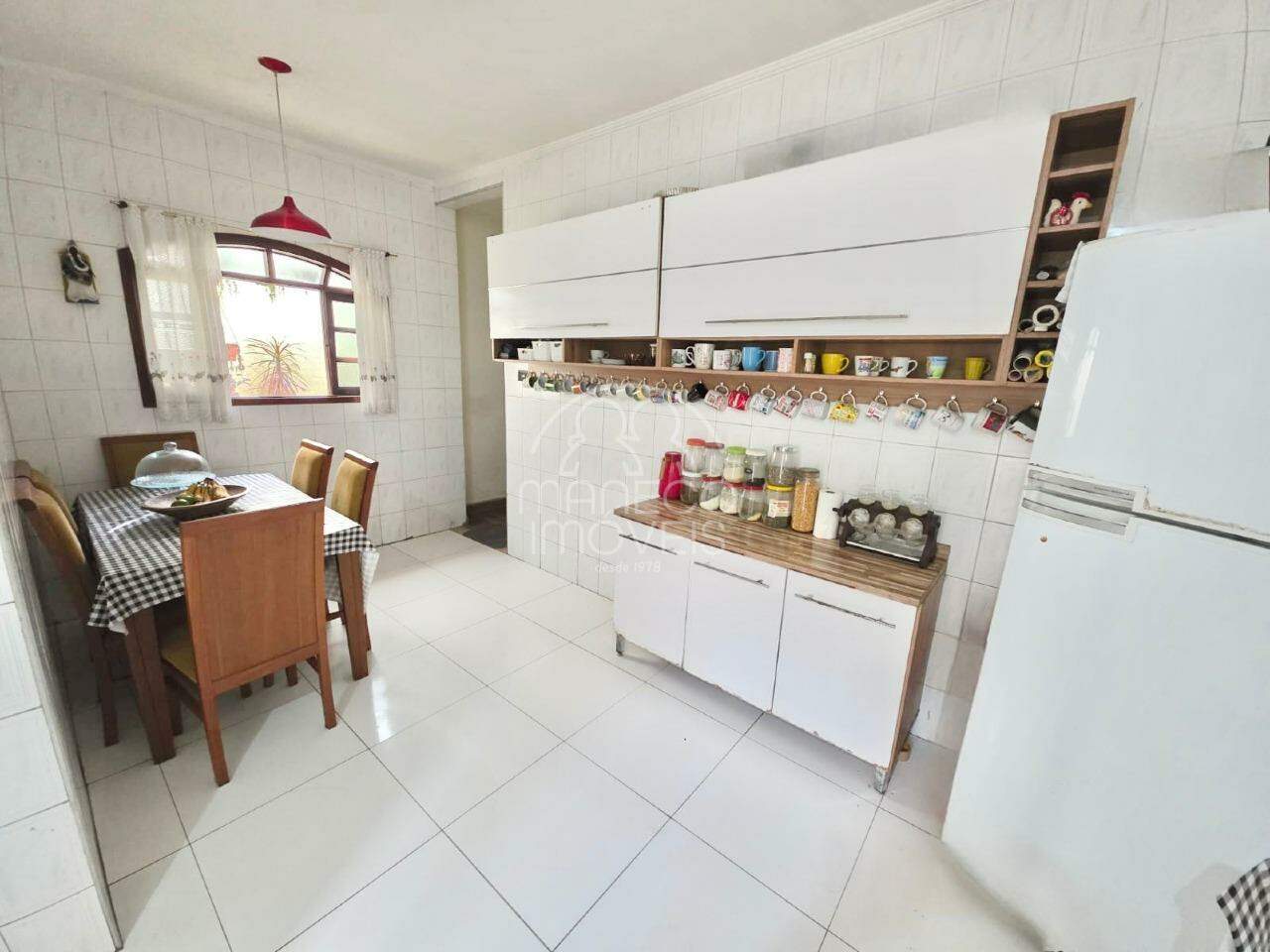 Casa à venda no Catiapoa: 