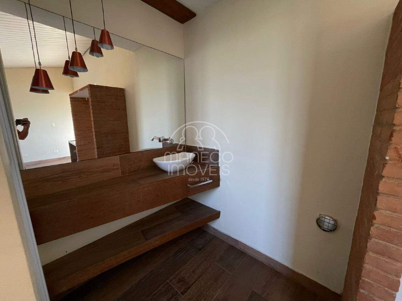 Casa à venda no Parque Bitaru: 