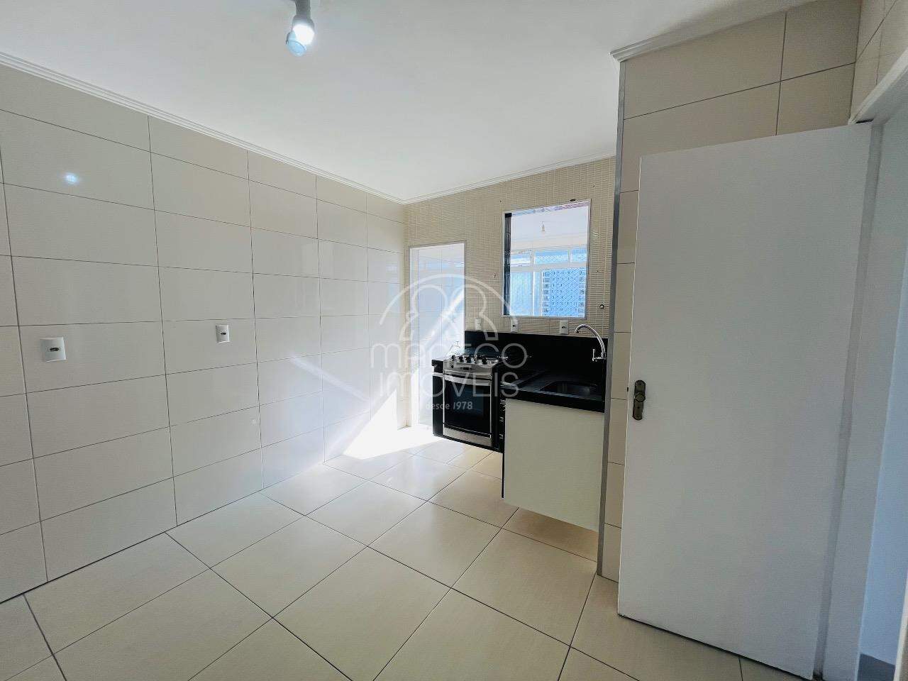 Apartamento à venda no Marapé: 