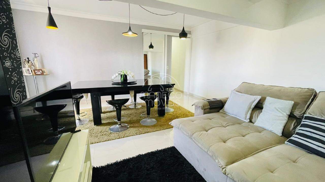 Apartamento à venda no Marapé: 