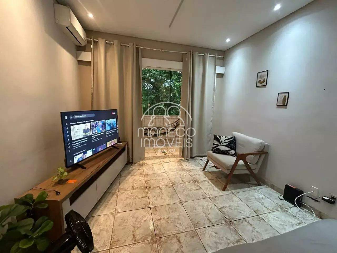 Apartamento à venda no Embaré: 