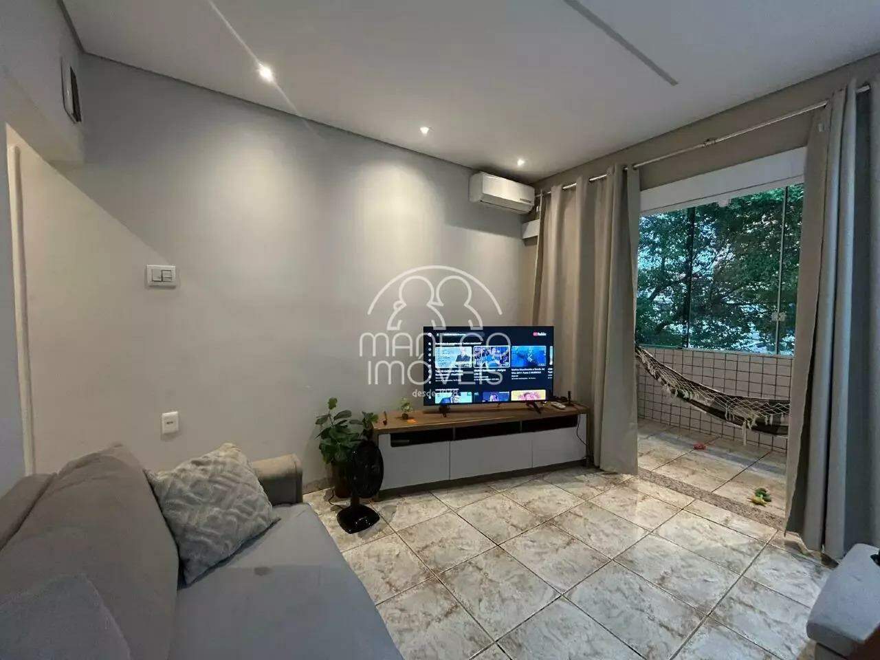 Apartamento à venda no Embaré: 