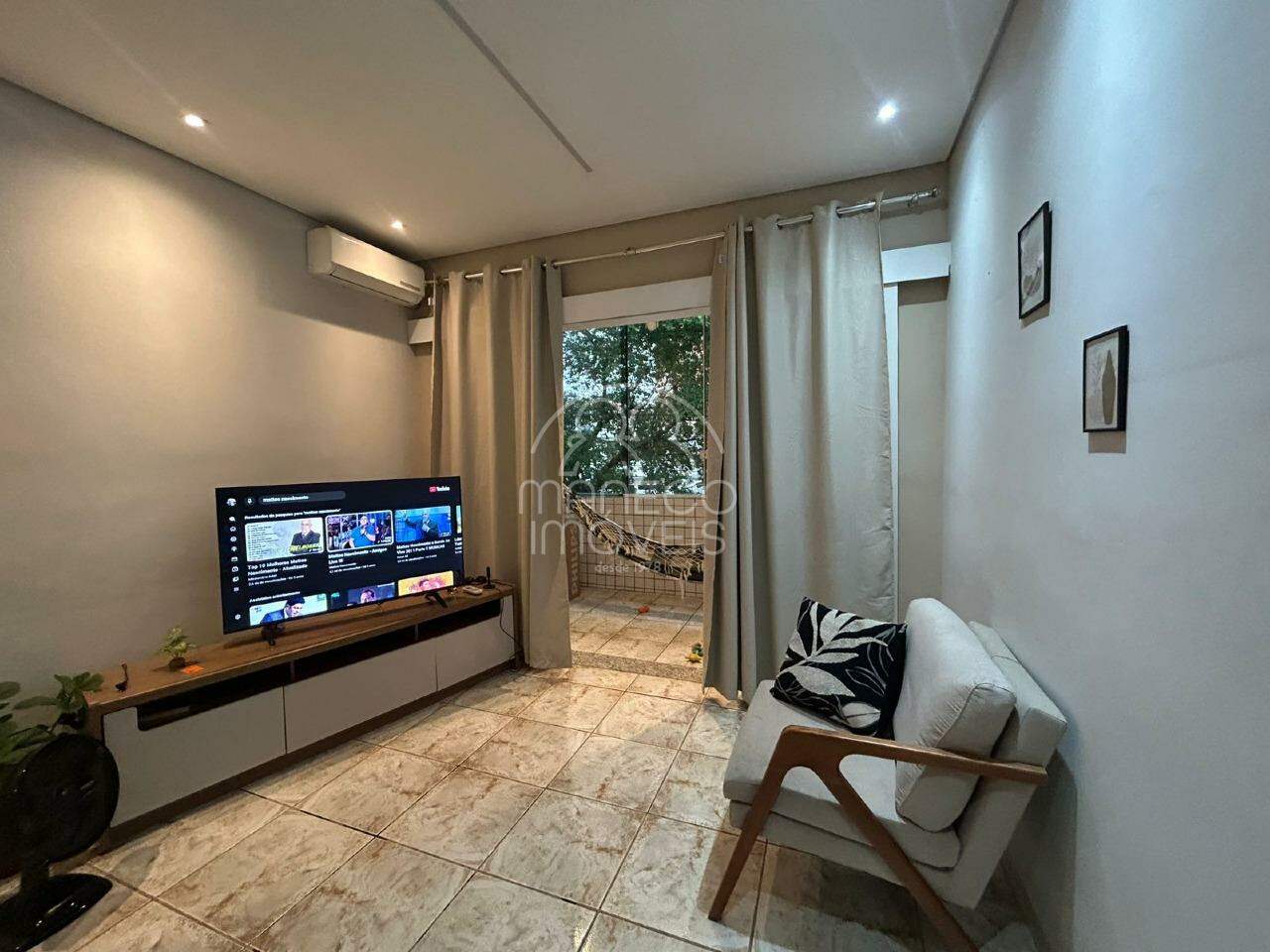 Apartamento à venda no Embaré: 