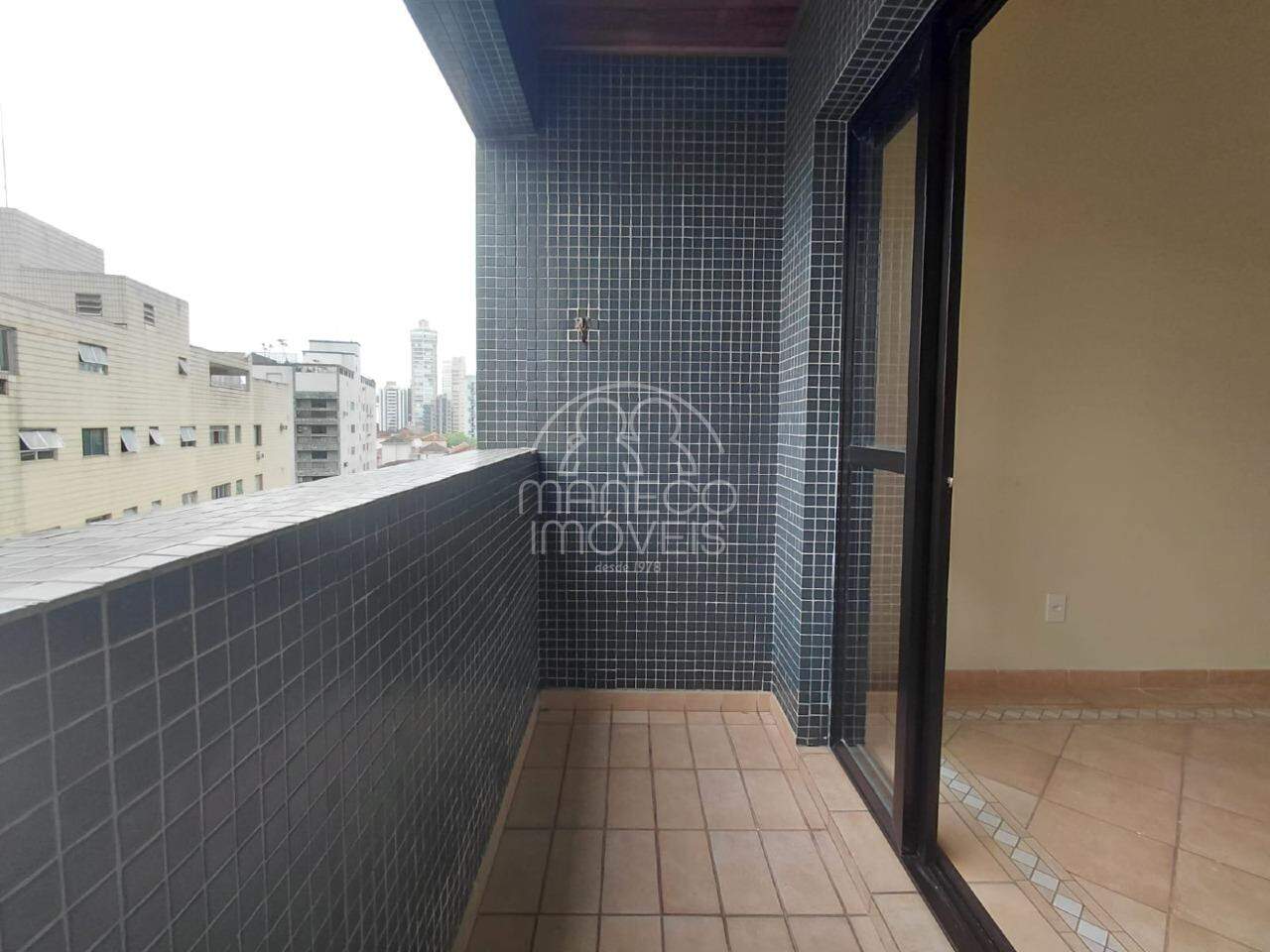 Apartamento à venda no Embaré: 