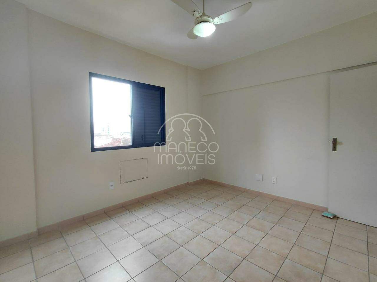 Apartamento à venda no Embaré: 