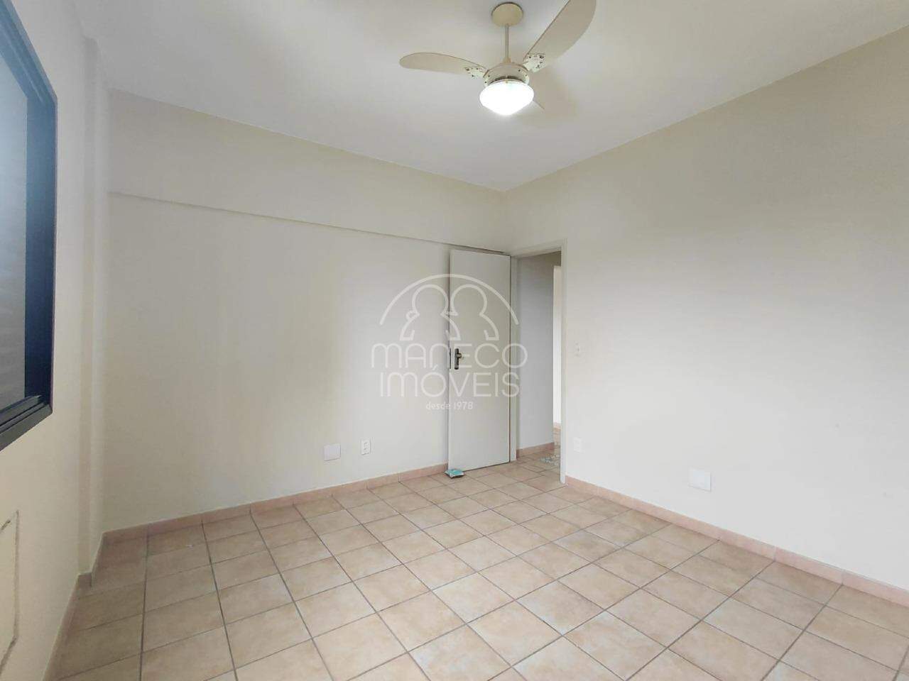 Apartamento à venda no Embaré: 
