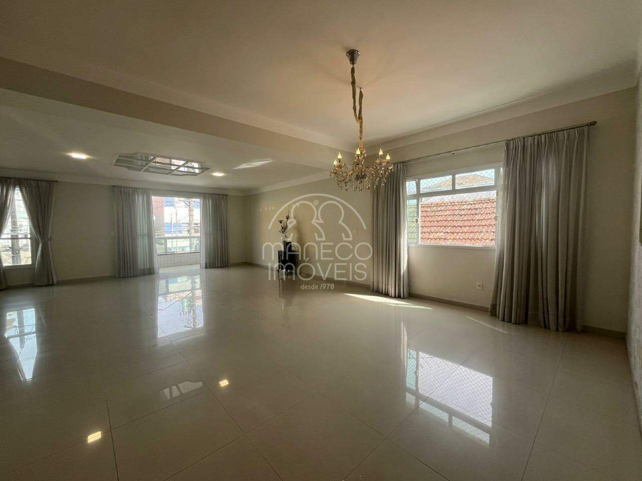 Casa para aluguel no Aparecida: 
