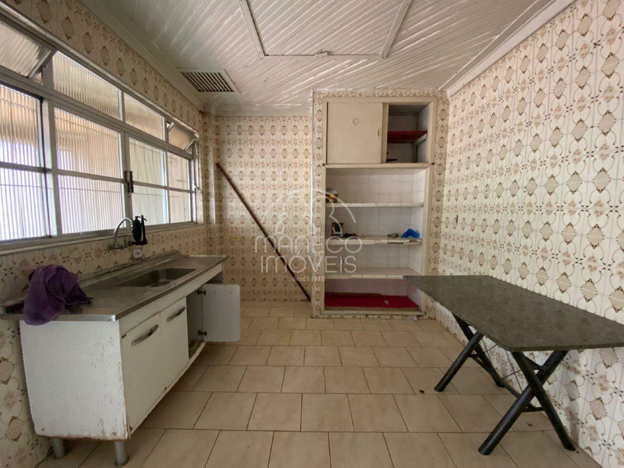 Casa à venda no Centro: 