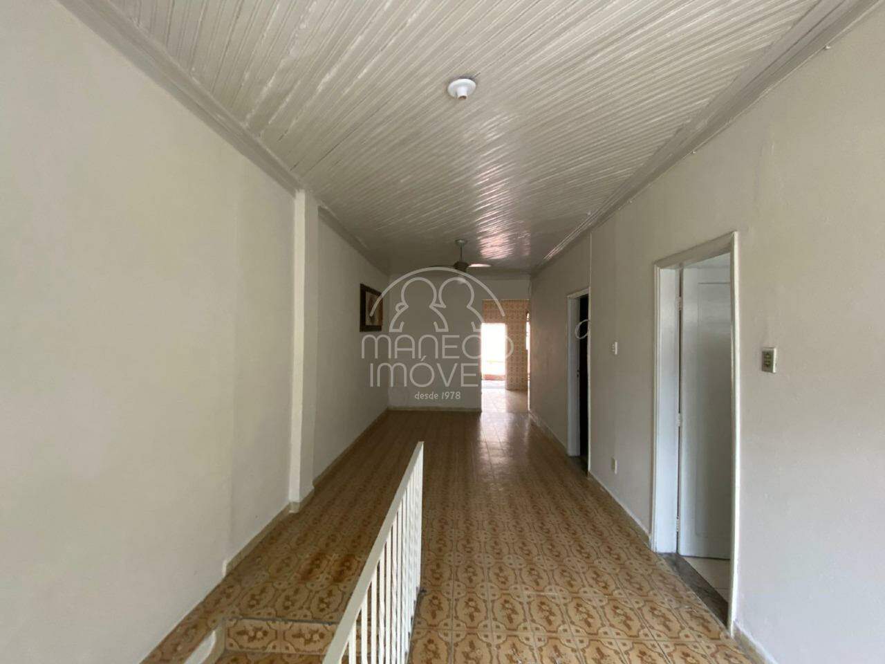 Casa à venda no Centro: 